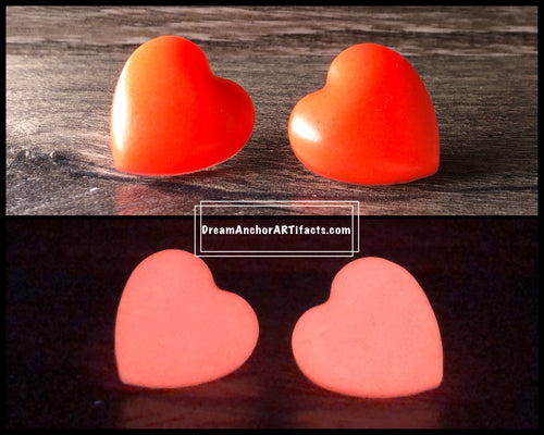 Bighearted- red glow stud earrings
