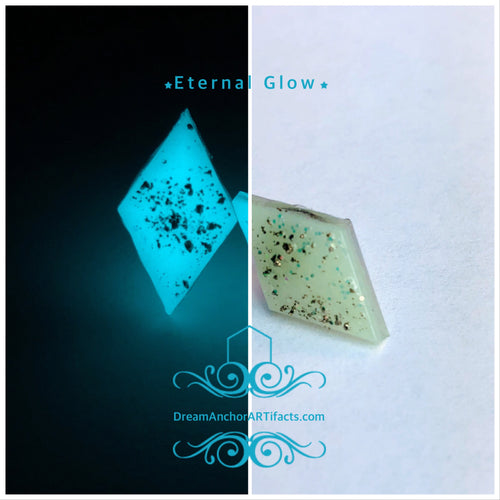 Eternal Glow white diamond stud earrings