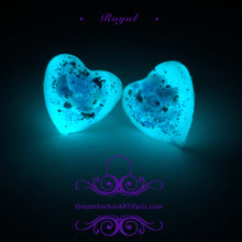 Royal heart stud earrings