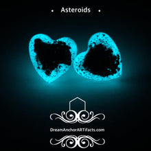 Asteroids heart stud earrings